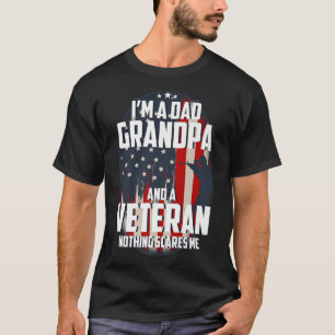 Camiseta Soy un abuelo de papá y un veterano Nada me asusta