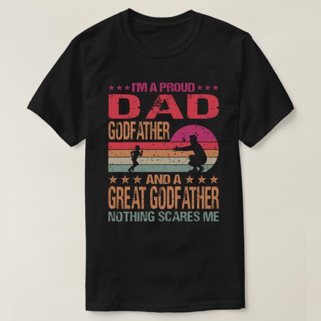 Camiseta Soy Un Padre Orgulloso Y Un Gran Padrino No (Diseño del anverso)