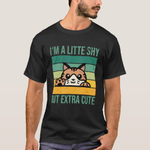 Camiseta Soy Un Poco Tímido Pero Extra Dulce Gato Retro Ani