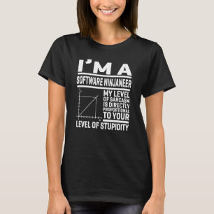 Camiseta Soy un Software Inyector Mi Nivel De Sarcasmo Es D