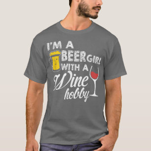 Camiseta Soy una Chica de cerveza con una T de afición al v