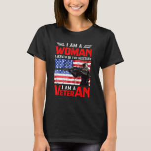 Camiseta Soy Una Mujer Que Soy Veterana
