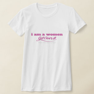Camiseta Soy una mujer que supera lo esencial