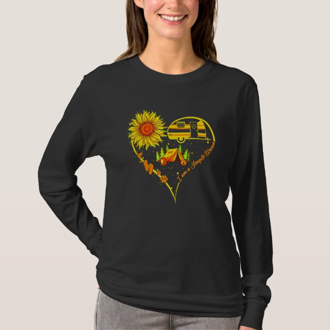 Camiseta Soy Una Mujer Simple Camping Perro Vino Flip Flops (Anverso)