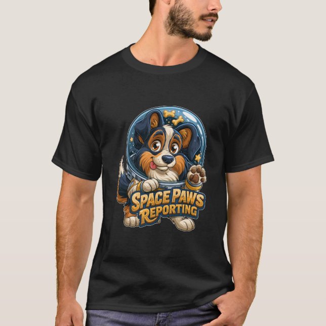 Camiseta Space Paws Informando Perro Astronauta (Anverso)