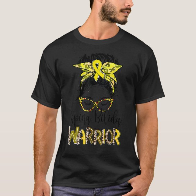 Camiseta Spina Bifida Warrior Messy Bun Yellow Ribbon Leopa (Anverso)