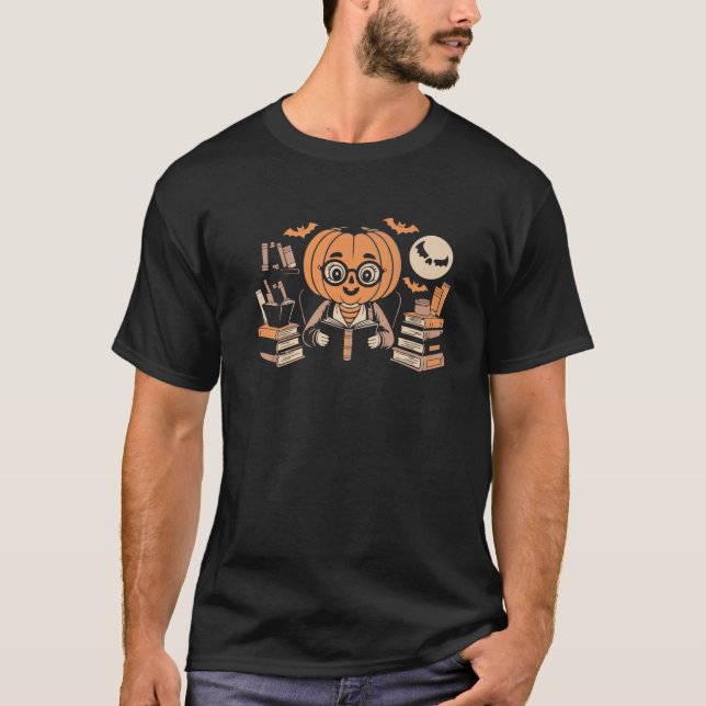 Camiseta Spooky Moon Pumpkin Librarian Reading Magic Hallow (Anverso)