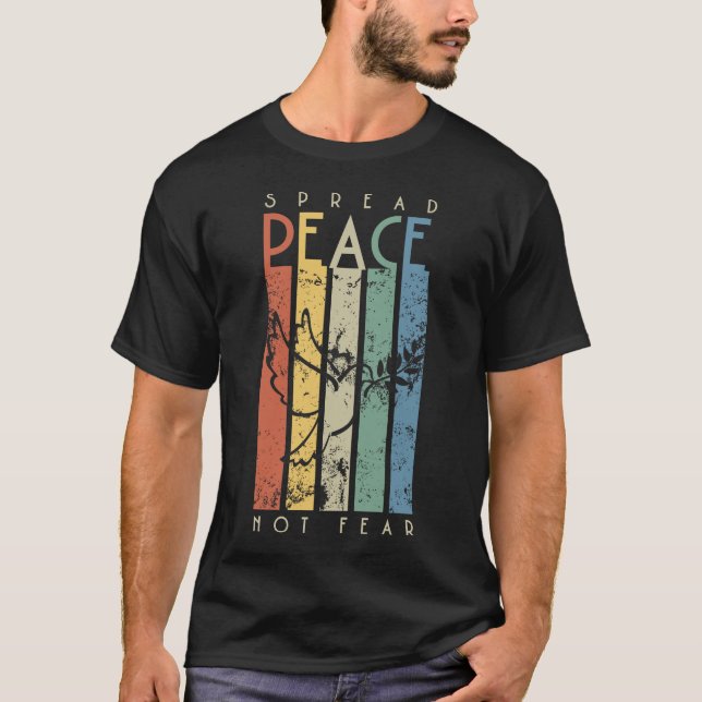 Camiseta Spread Peace Not Fear Retro Stripes Dove T-shirts  (Anverso)