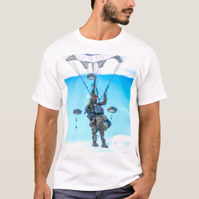 Camiseta SQUAD DE COMBAT DE EE. UU. - Paracaidista en el ai (Anverso)