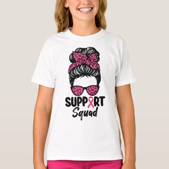 Camiseta Squad Messy Bun Guerrero Rosa Cáncer de Mama (Anverso)