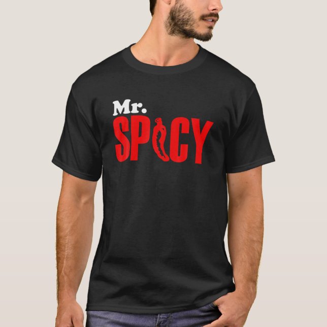 Camiseta Sr. Spicy Matching Spicy T Shirt (Anverso)