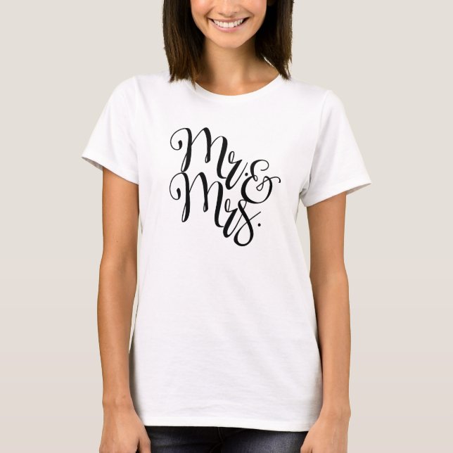 Camiseta Sr. y Sra. Calligraphy T-Shirt (Anverso)