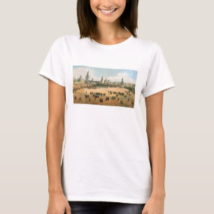 Camiseta St. La catedral de la albahaca vista del Kremlin,