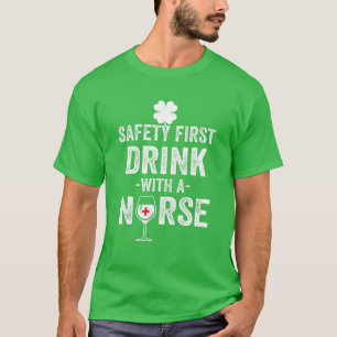 Camiseta St Patrick's Day Beer Avers Safety First Drink Wi