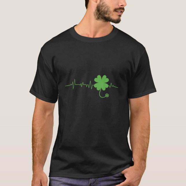 Camiseta St Patricks Day Clover Heartbeat Irlandés Enfermer (Anverso)