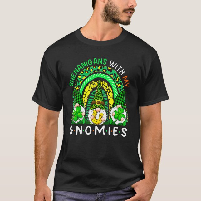 Camiseta St Patricks Day Gnome Let Shenanigans Begin Shamro (Anverso)