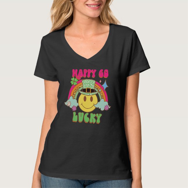 Camiseta St Patricks Day Happy Go Lucky Rainbow Happy Face  (Anverso)