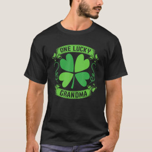 Camiseta St Patricks Day One Lucky Grandma Shamrock C Leaf