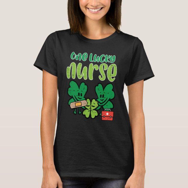 Camiseta St Patricks Day One Lucky Nurse Shamrocks Scrub To (Anverso)