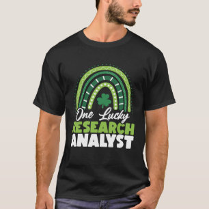 Camiseta St Patricks Day One Lucky Research Analyst