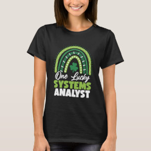 Camiseta St Patricks Day One Lucky Systems Analyst
