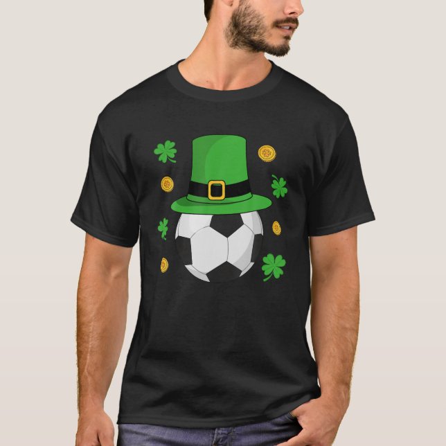 Camiseta St Patricks Day Soccer Ball Leprechaun Gorra Shamr (Anverso)