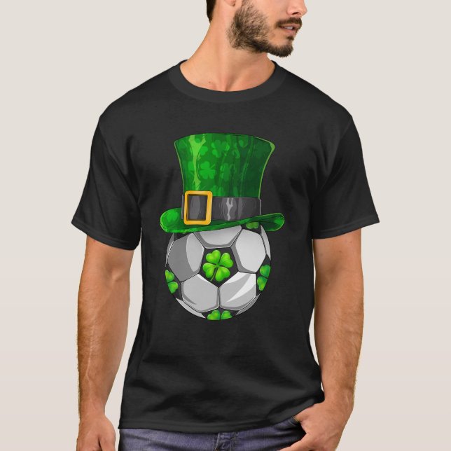 Camiseta St Patrick's Day Soccer Ball Leprechaun Shamrock (Anverso)