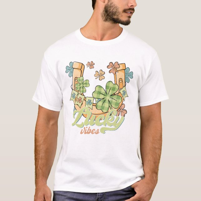 Camiseta St. Patrick's Lucky Vibes (Anverso)