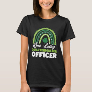 Camiseta St Patrics Day One Lucky Quarmaster Officer