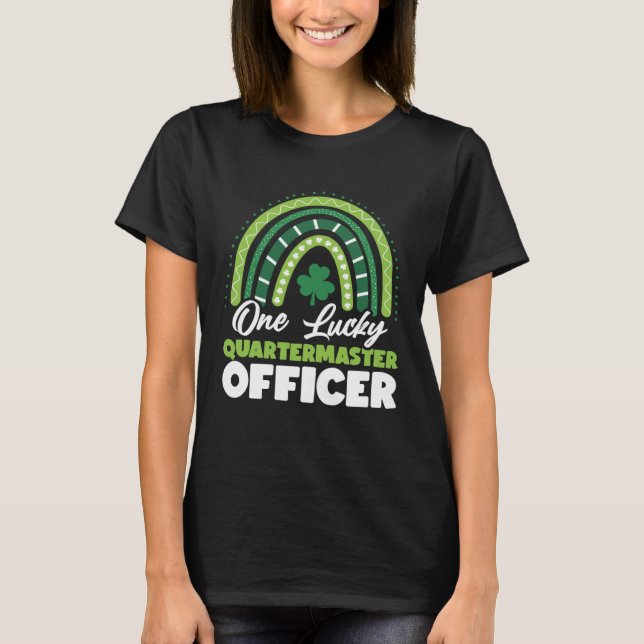 Camiseta St Patrics Day One Lucky Quarmaster Officer (Anverso)