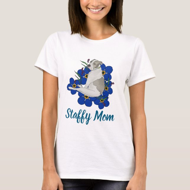 Camiseta Staffy Mom Tee – Staffordshire Bull Terrier Art (Anverso)