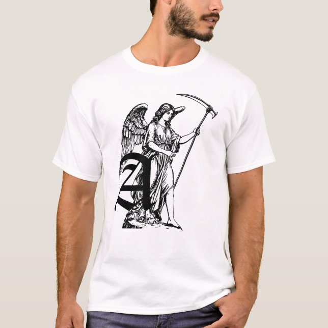 Camiseta statue of a winged angel holding a scyth (Anverso)