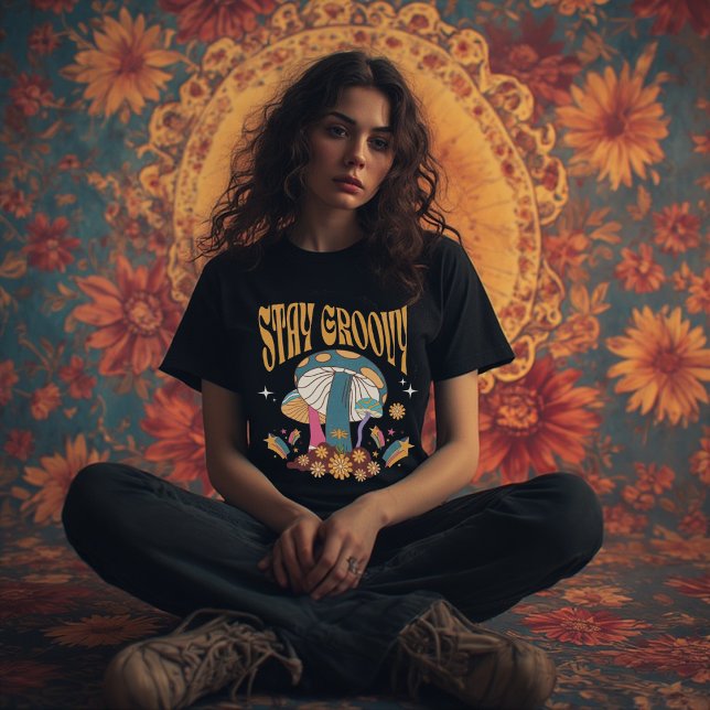 Camiseta Stay Groovy Retro Mushroom Aesthetic | 70s retro (Subido por el creador)