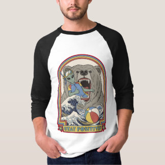 Camiseta Stay Positive Alien Bear Surfing Retro Art