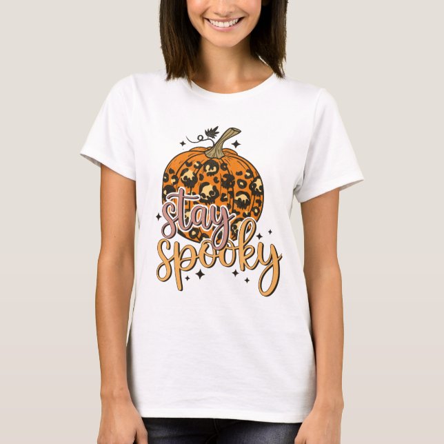 Camiseta Stay Spooky Fun Animal Print Pumpkin Halloween (Anverso)