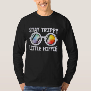Camiseta Stay Trippy Little Hippie Tie Dye Sungafas Vinta