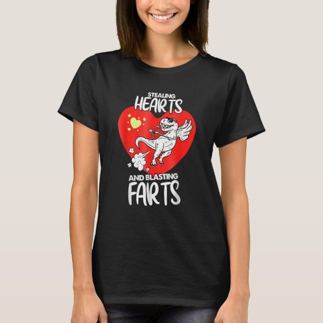 Camiseta Stealing Hearts And Blasting Farts Dino Cupid Vale (Anverso)