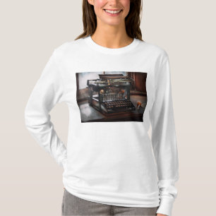 Camiseta Steampunk - Máquina de escribir - Una máquina de e