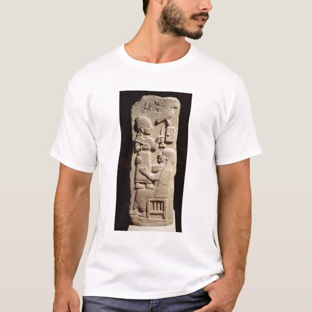 Camiseta Stele funerario del escribano Tarhunpijas, (Anverso)
