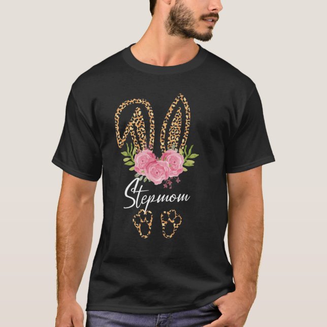 Camiseta Step Mom Bunny Ears Easter Day Cute Leopard Print (Anverso)