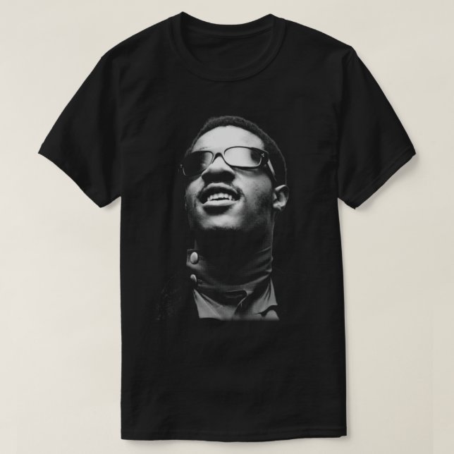 Camiseta Stevie Wonder __ Estilo de semitono vintage __ Fan (Diseño del anverso)