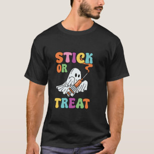 Camiseta Stick Or Treat Enfermera Fantasma de Halloween