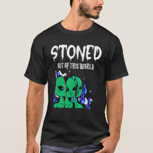 Camiseta Stoned Out Of This World Alien Sci Fi Unique Spa