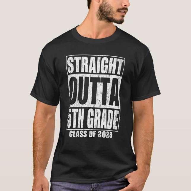 Camiseta Straight Outta 5th Grade Graduation 2023 Fifth Gra (Anverso)
