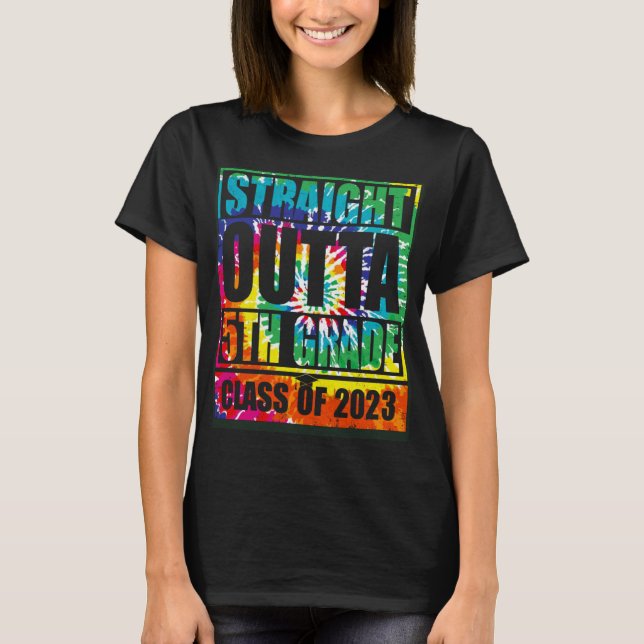 Camiseta Straight Outta 5th Grade Great Graduation   2 (Anverso)