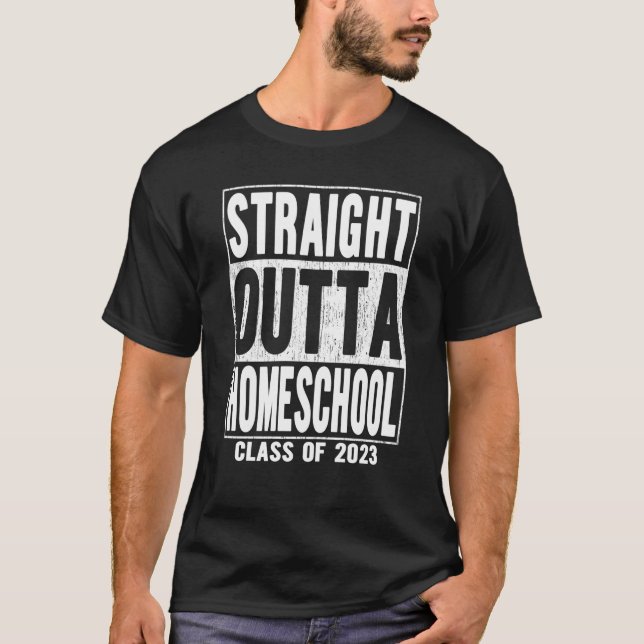 Camiseta Straight Outta Homeschool Graduation 2023 (Anverso)