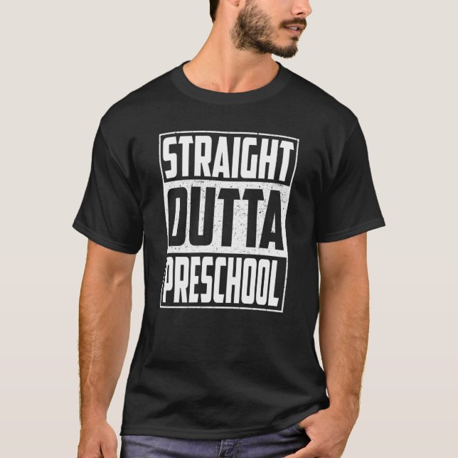 Camiseta Straight Outta Preschool School Graduation Kids Gi (Anverso)