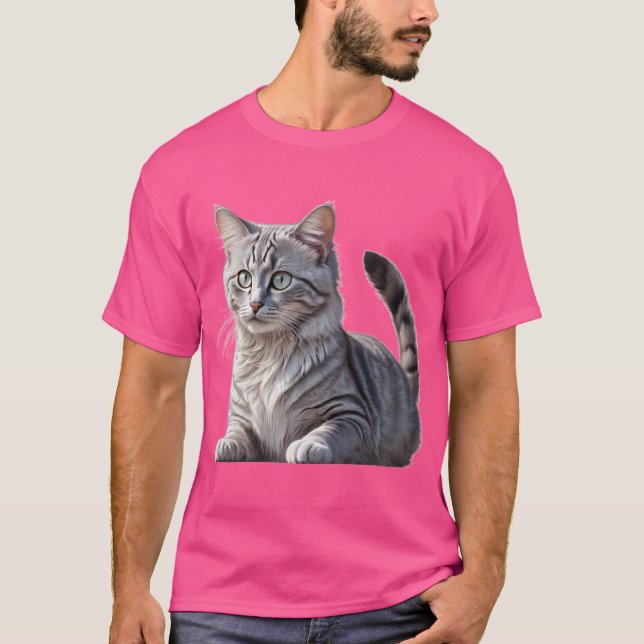 Camiseta Striking Gray Tabby Cat with Green Eyes (Anverso)