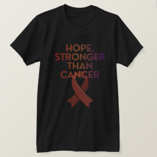 Camiseta Stronger Than Cancer – Detalle de impresi
