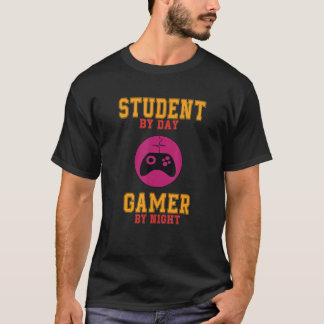 Camiseta Student By Day Gamer By Night